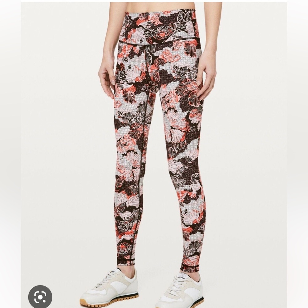 Lululemon Luxtreme Leggings Size 8